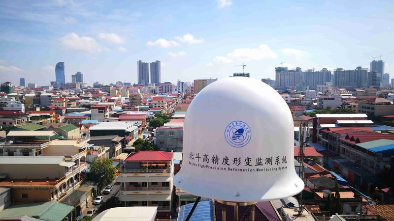 连接器端子定制生产：揭秘其核心工艺与关键要点